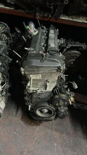 Toyota Avensis 2.0 benzinli motor